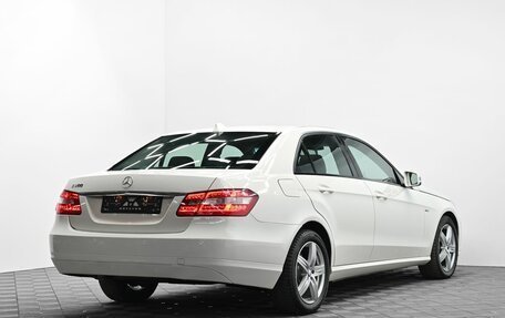 Mercedes-Benz E-Класс, 2010 год, 1 295 000 рублей, 4 фотография
