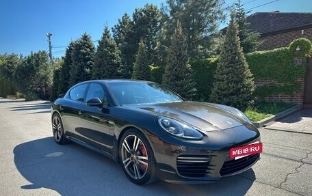 Porsche Panamera II рестайлинг, 2013 год, 2 600 000 рублей, 2 фотография