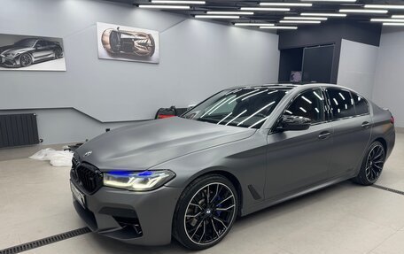 BMW 5 серия, 2018 год, 4 100 000 рублей, 3 фотография