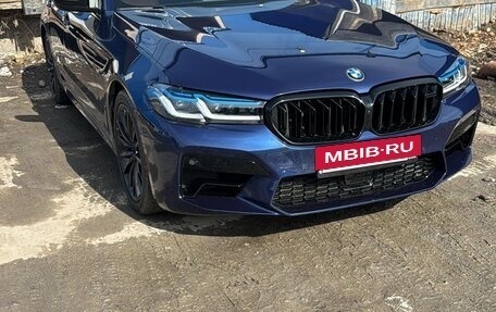 BMW 5 серия, 2018 год, 4 100 000 рублей, 8 фотография