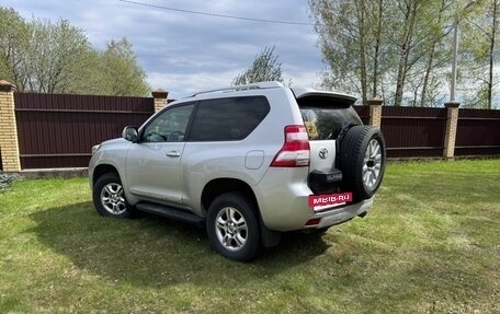 Toyota Land Cruiser Prado 150 рестайлинг 2, 2016 год, 3 900 000 рублей, 2 фотография