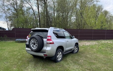 Toyota Land Cruiser Prado 150 рестайлинг 2, 2016 год, 3 900 000 рублей, 7 фотография