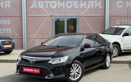 Toyota Camry, 2015 год, 1 899 000 рублей, 1 фотография