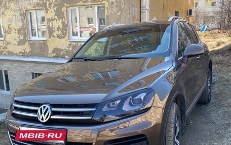 Volkswagen Touareg III, 2011 год, 2 350 000 рублей, 2 фотография