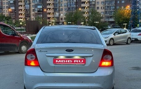 Ford Focus II рестайлинг, 2010 год, 490 000 рублей, 3 фотография