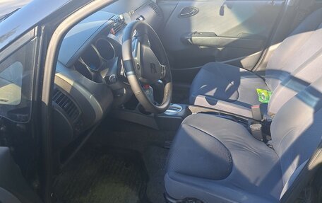 Honda Jazz I рестайлинг, 2006 год, 600 000 рублей, 3 фотография
