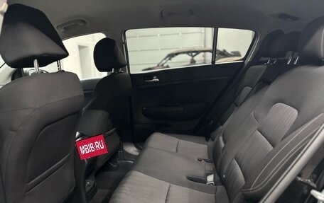 KIA Sportage IV рестайлинг, 2021 год, 2 097 000 рублей, 20 фотография