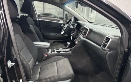 KIA Sportage IV рестайлинг, 2021 год, 2 097 000 рублей, 22 фотография