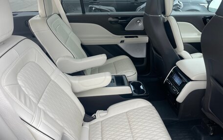 Lincoln Aviator II, 2020 год, 5 900 000 рублей, 17 фотография