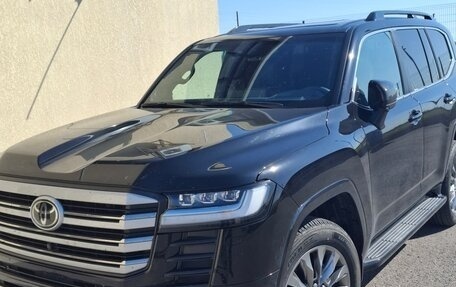 Toyota Land Cruiser, 2024 год, 13 100 000 рублей, 4 фотография