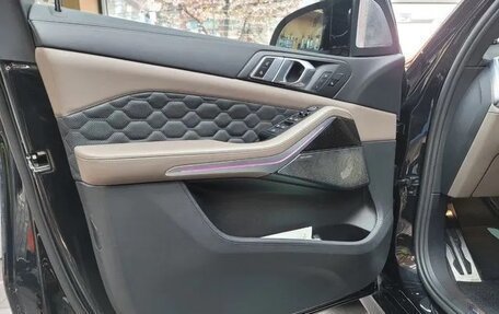 BMW X5 M, 2022 год, 12 950 000 рублей, 6 фотография