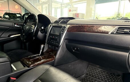Toyota Camry, 2015 год, 1 899 000 рублей, 12 фотография