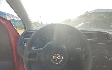 Volkswagen Polo VI (EU Market), 2014 год, 670 000 рублей, 3 фотография