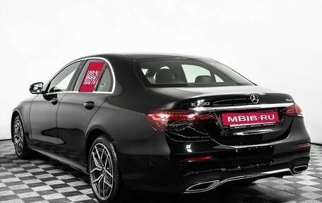 Mercedes-Benz E-Класс, 2021 год, 4 949 000 рублей, 7 фотография