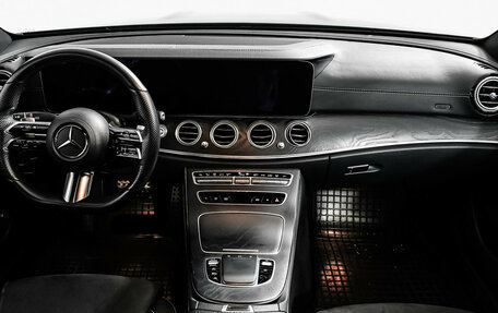 Mercedes-Benz E-Класс, 2021 год, 4 949 000 рублей, 11 фотография