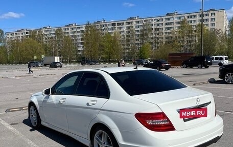 Mercedes-Benz C-Класс, 2011 год, 1 700 000 рублей, 5 фотография