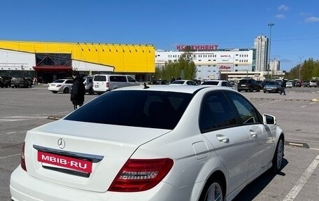 Mercedes-Benz C-Класс, 2011 год, 1 700 000 рублей, 4 фотография