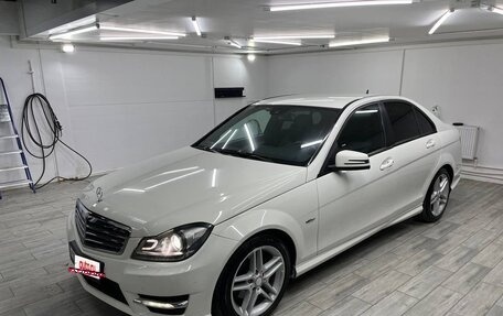Mercedes-Benz C-Класс, 2011 год, 1 700 000 рублей, 8 фотография