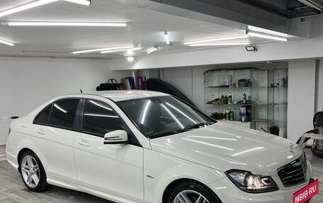 Mercedes-Benz C-Класс, 2011 год, 1 700 000 рублей, 10 фотография