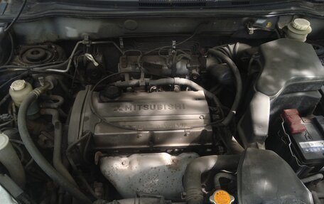 Mitsubishi Outlander III рестайлинг 3, 2006 год, 700 000 рублей, 8 фотография