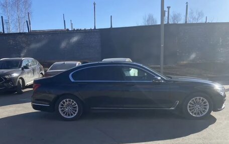 BMW 7 серия, 2017 год, 2 500 000 рублей, 9 фотография