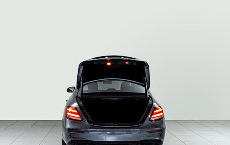 Mercedes-Benz E-Класс AMG, 2018 год, 5 300 000 рублей, 8 фотография