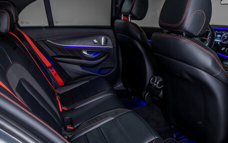 Mercedes-Benz E-Класс AMG, 2018 год, 5 300 000 рублей, 12 фотография