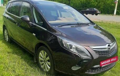 Opel Zafira C рестайлинг, 2015 год, 1 340 000 рублей, 7 фотография