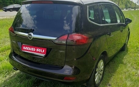 Opel Zafira C рестайлинг, 2015 год, 1 340 000 рублей, 9 фотография