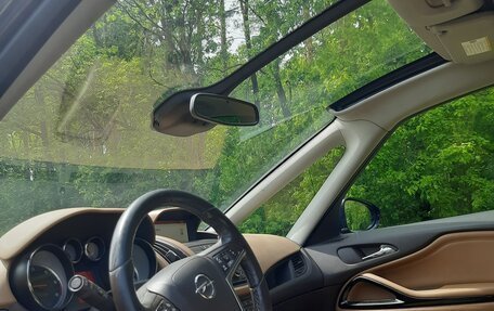 Opel Zafira C рестайлинг, 2015 год, 1 340 000 рублей, 17 фотография