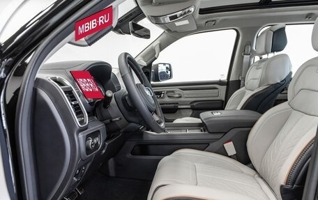 Rambler 1500, 2024 год, 11 290 000 рублей, 16 фотография