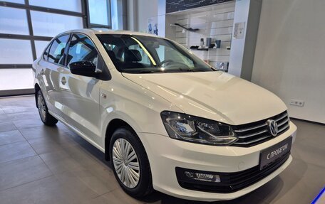 Volkswagen Polo VI (EU Market), 2019 год, 1 000 000 рублей, 3 фотография