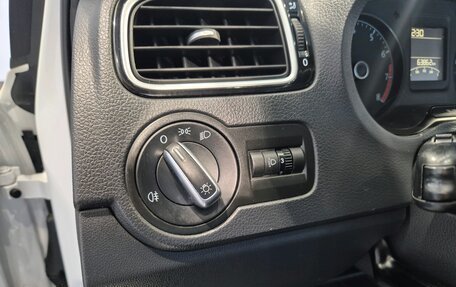 Volkswagen Polo VI (EU Market), 2019 год, 1 000 000 рублей, 20 фотография