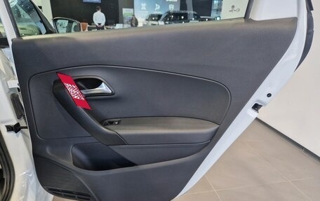 Volkswagen Polo VI (EU Market), 2019 год, 1 000 000 рублей, 10 фотография