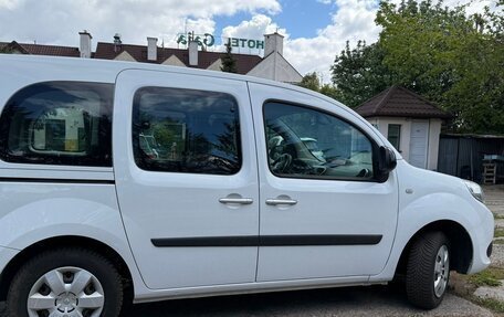 Renault Kangoo II рестайлинг, 2020 год, 1 400 000 рублей, 2 фотография