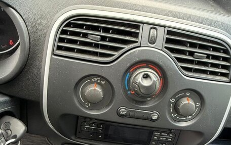 Renault Kangoo II рестайлинг, 2020 год, 1 400 000 рублей, 11 фотография