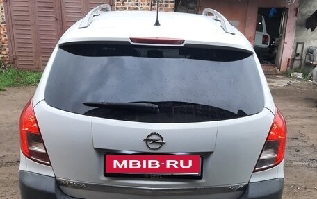 Opel Antara I, 2013 год, 1 420 000 рублей, 10 фотография