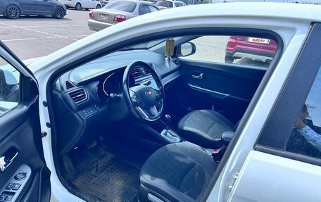 KIA Rio III рестайлинг, 2014 год, 900 000 рублей, 8 фотография