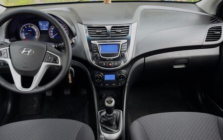 Hyundai Solaris II рестайлинг, 2013 год, 828 000 рублей, 17 фотография