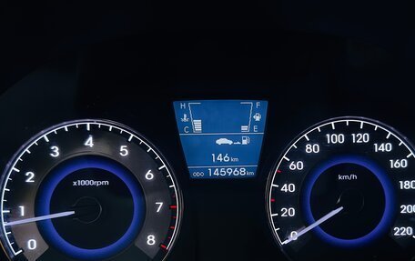 Hyundai Solaris II рестайлинг, 2013 год, 828 000 рублей, 24 фотография