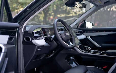 Geely Atlas, 2024 год, 4 017 190 рублей, 9 фотография