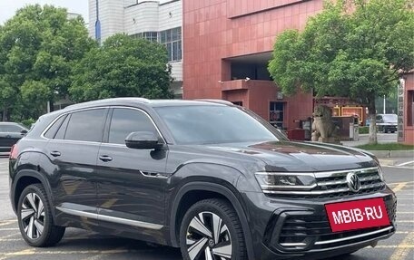 Volkswagen Teramont I, 2022 год, 2 805 000 рублей, 3 фотография