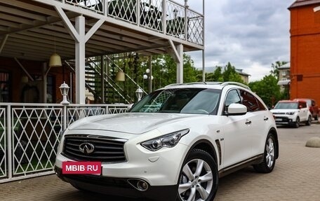 Infiniti QX70, 2015 год, 2 499 999 рублей, 1 фотография