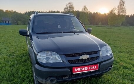 Chevrolet Niva I рестайлинг, 2013 год, 495 000 рублей, 1 фотография