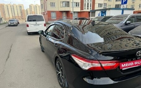 Toyota Camry, 2018 год, 2 500 000 рублей, 3 фотография