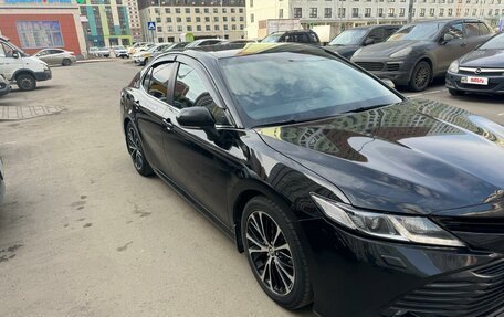 Toyota Camry, 2018 год, 2 500 000 рублей, 4 фотография