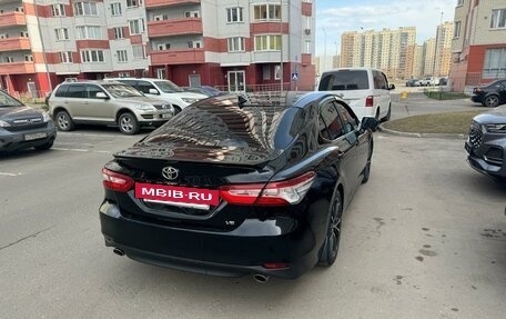 Toyota Camry, 2018 год, 2 500 000 рублей, 8 фотография