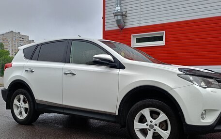 Toyota RAV4, 2015 год, 1 650 000 рублей, 5 фотография