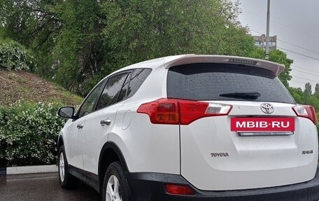 Toyota RAV4, 2015 год, 1 650 000 рублей, 9 фотография
