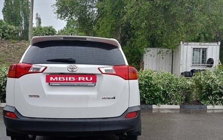 Toyota RAV4, 2015 год, 1 650 000 рублей, 10 фотография